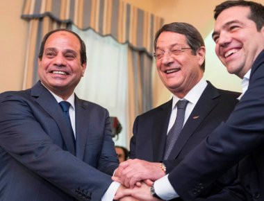 Έκτακτη συνάντηση Α.Τσίπρα με τον πρόεδρο της Αιγύπτου αλ Σίσι και τον Ν.Αναστασιάδη - Οριοθετείται η ελληνική ΑΟΖ;